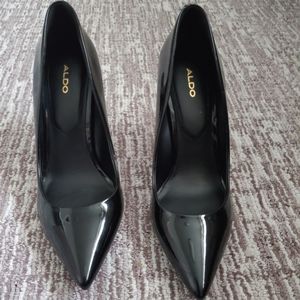 Aldo patent black pumps